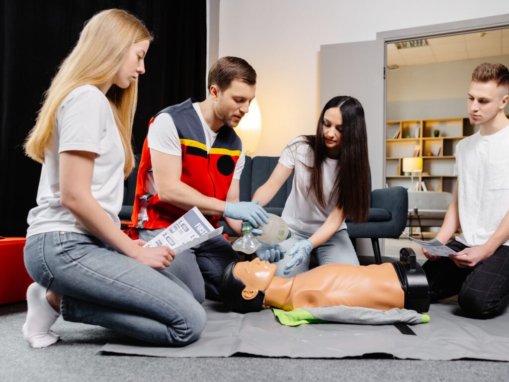 Emergency First Aid at Work Open First Aid Courses